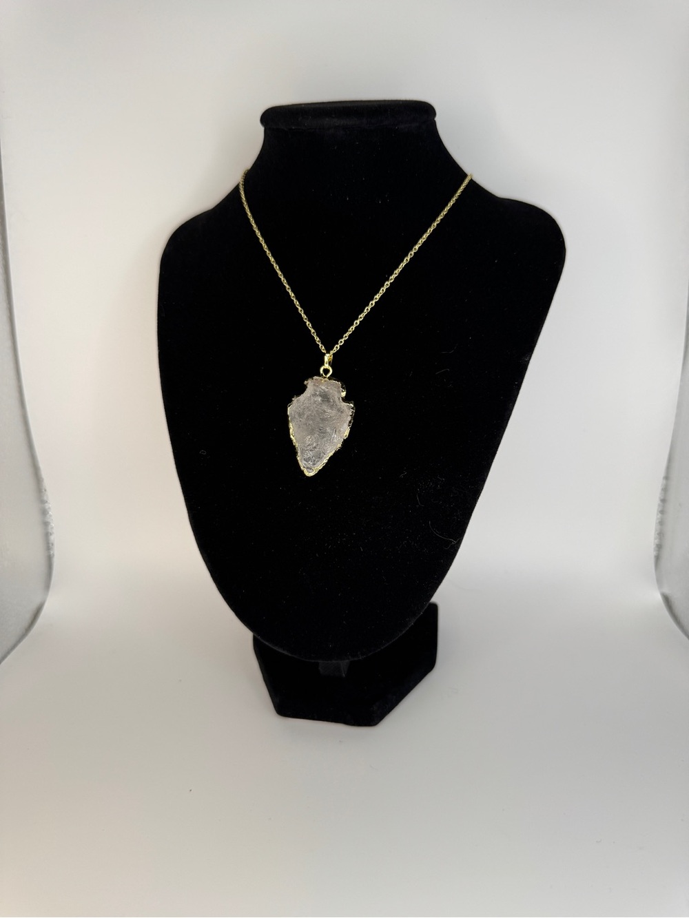 Gold-Trim Clear Crystal Arrowhead Pendant Necklace -